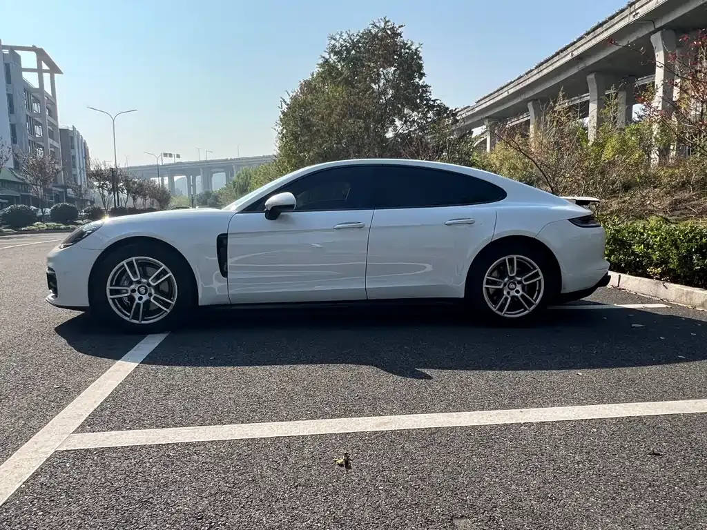 Porsche Panamera 2022 из CN, фото 4
