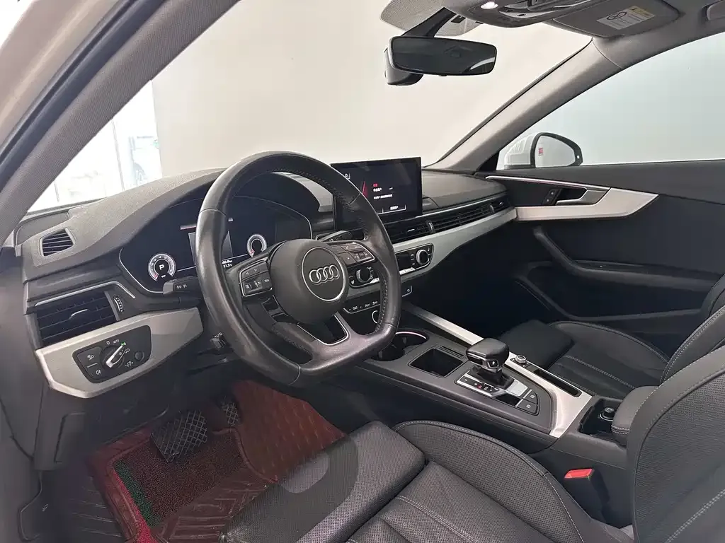 Audi A4L 2023 из CN, фото 6