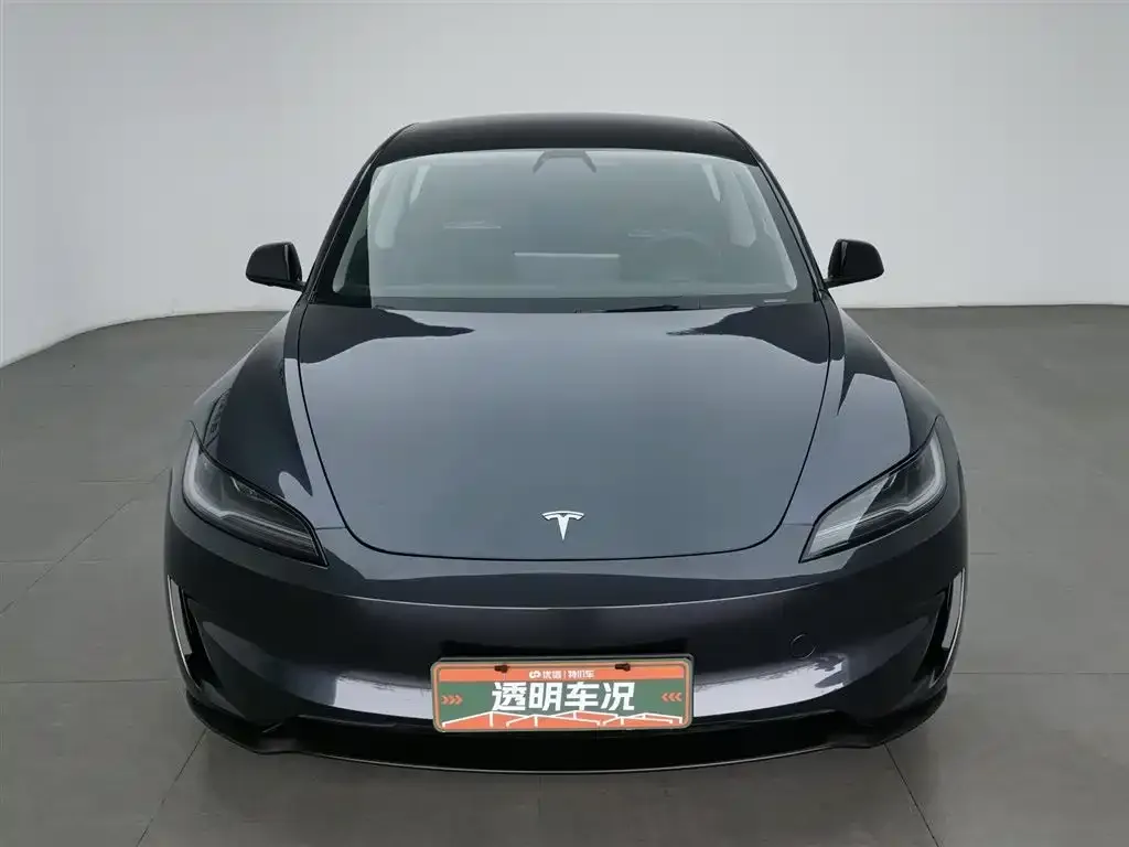 Tesla Model 3 — фото 3