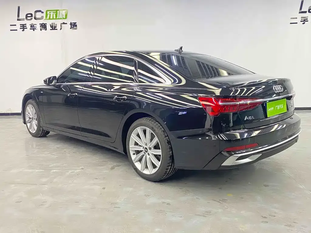 Audi A6L 2024 из CN, фото 5