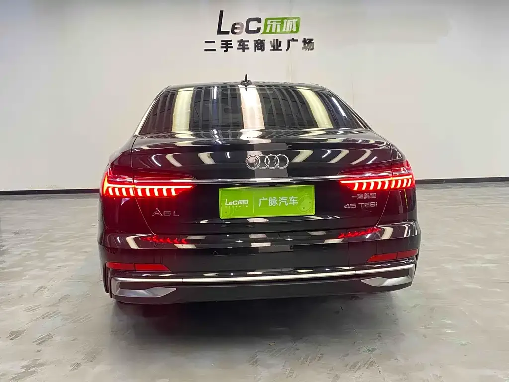 Audi A6L 2024 из CN, фото 6
