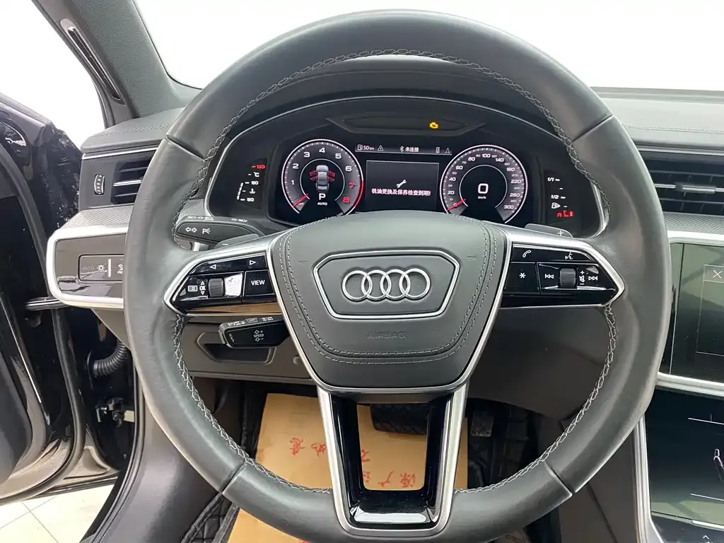 Audi A6L 2024 из CN, фото 8