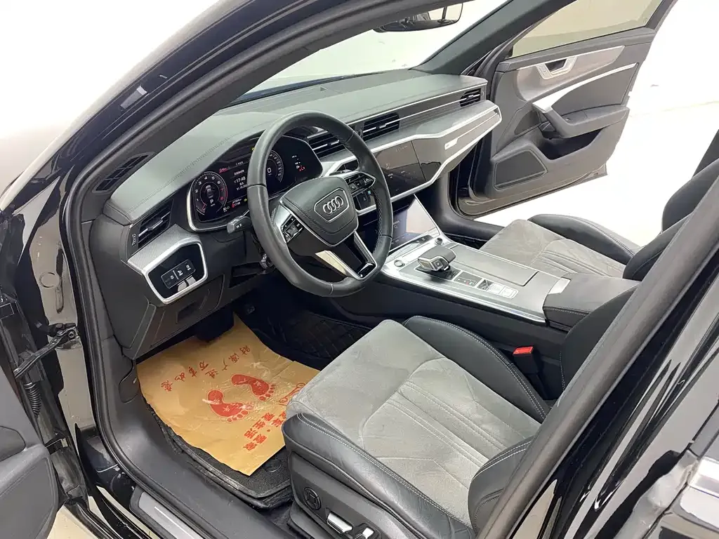 Audi A6L 2024 из CN, фото 9