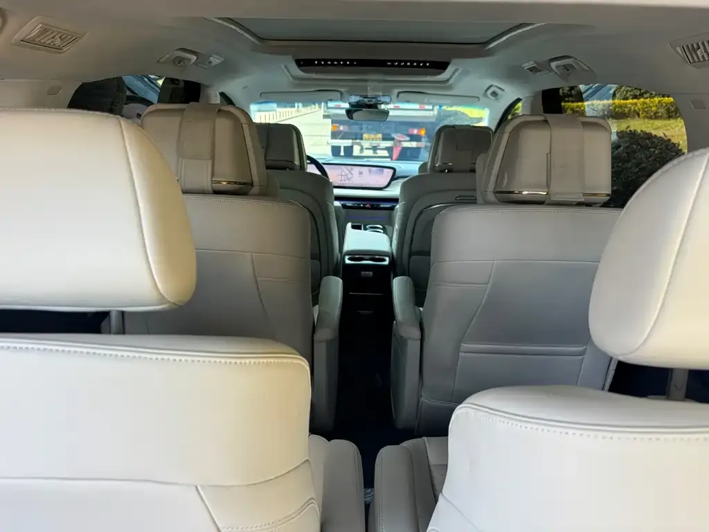 Buick GL8 Hybrid 2024 из CN, фото 8