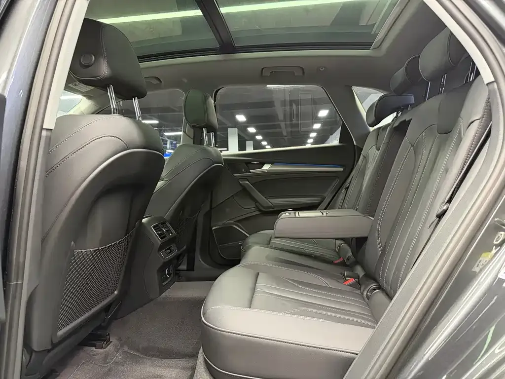Audi Q5L 2022 из CN, фото 5