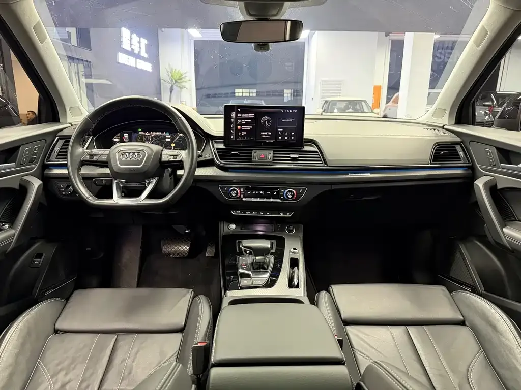 Audi Q5L 2022 из CN, фото 6