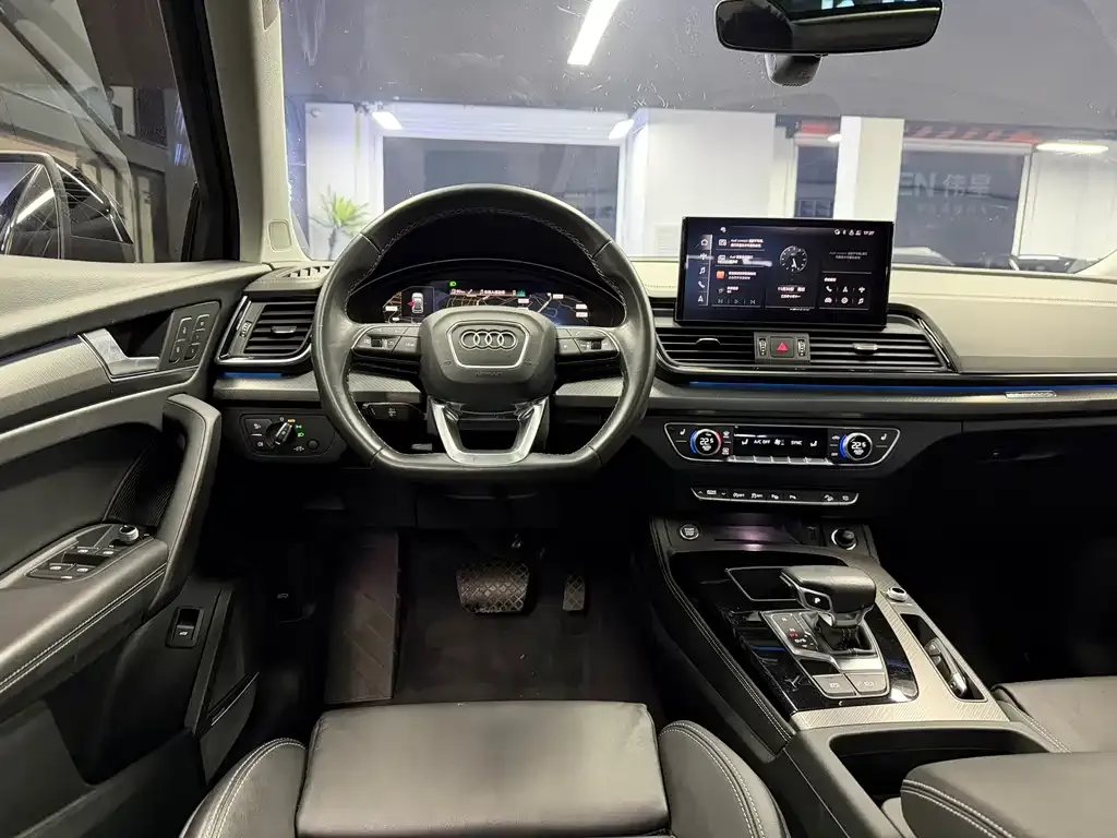 Audi Q5L 2022 из CN, фото 7