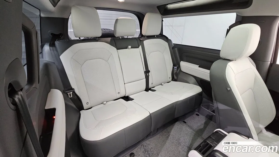 Land Rover Defender 2025 из KR, фото 5