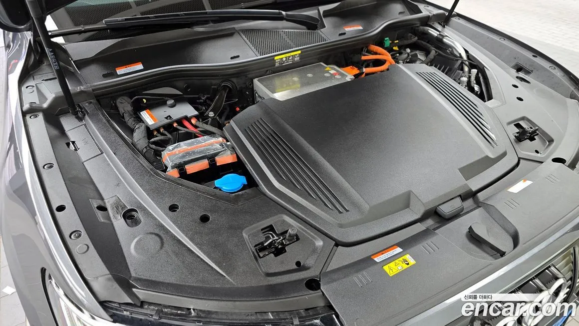 Audi e-tron 2023 из KR, фото 6