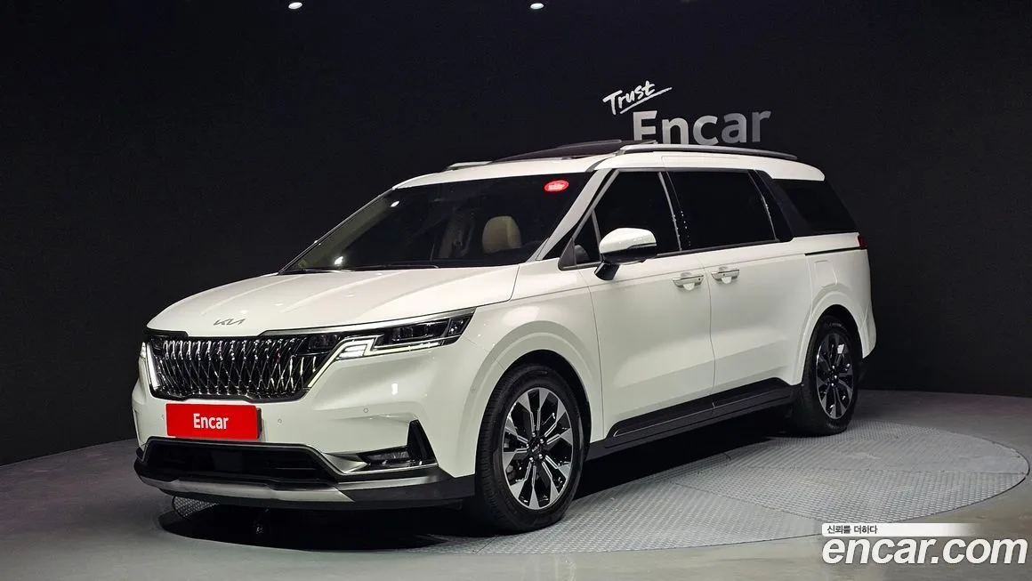 Kia Carnival 2023 из KR, фото 1