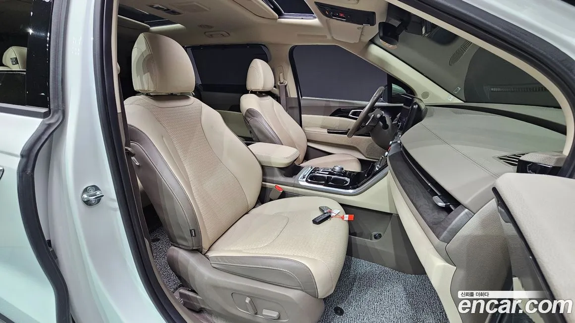 Kia Carnival 2023 из KR, фото 10