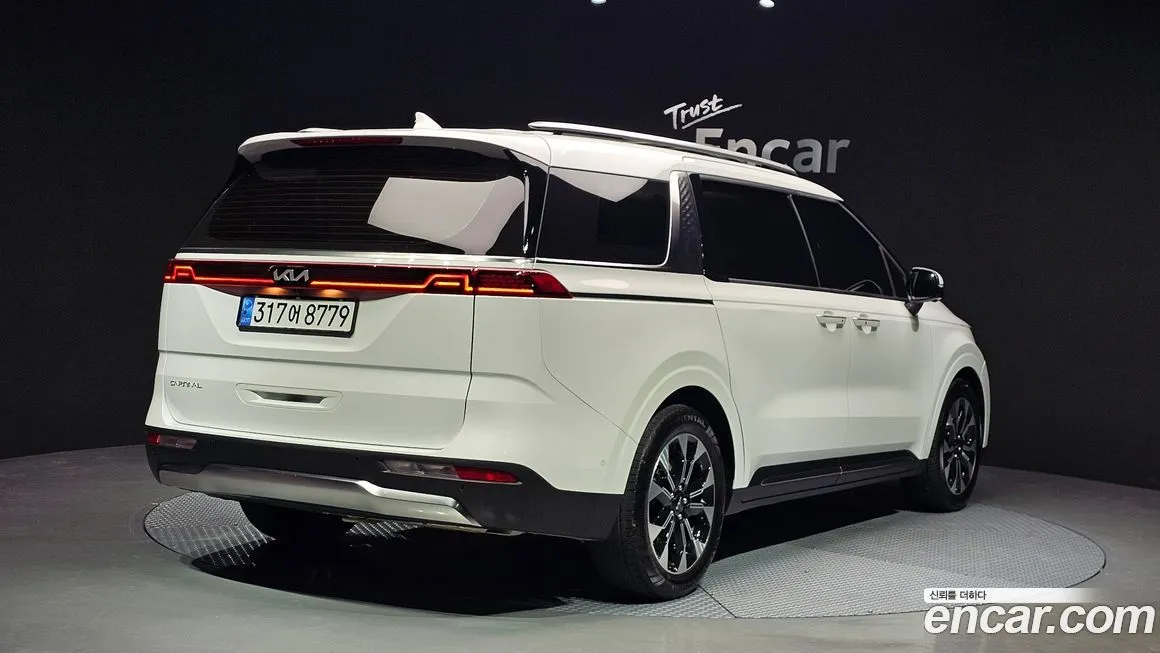Kia Carnival 2023 из KR, фото 2
