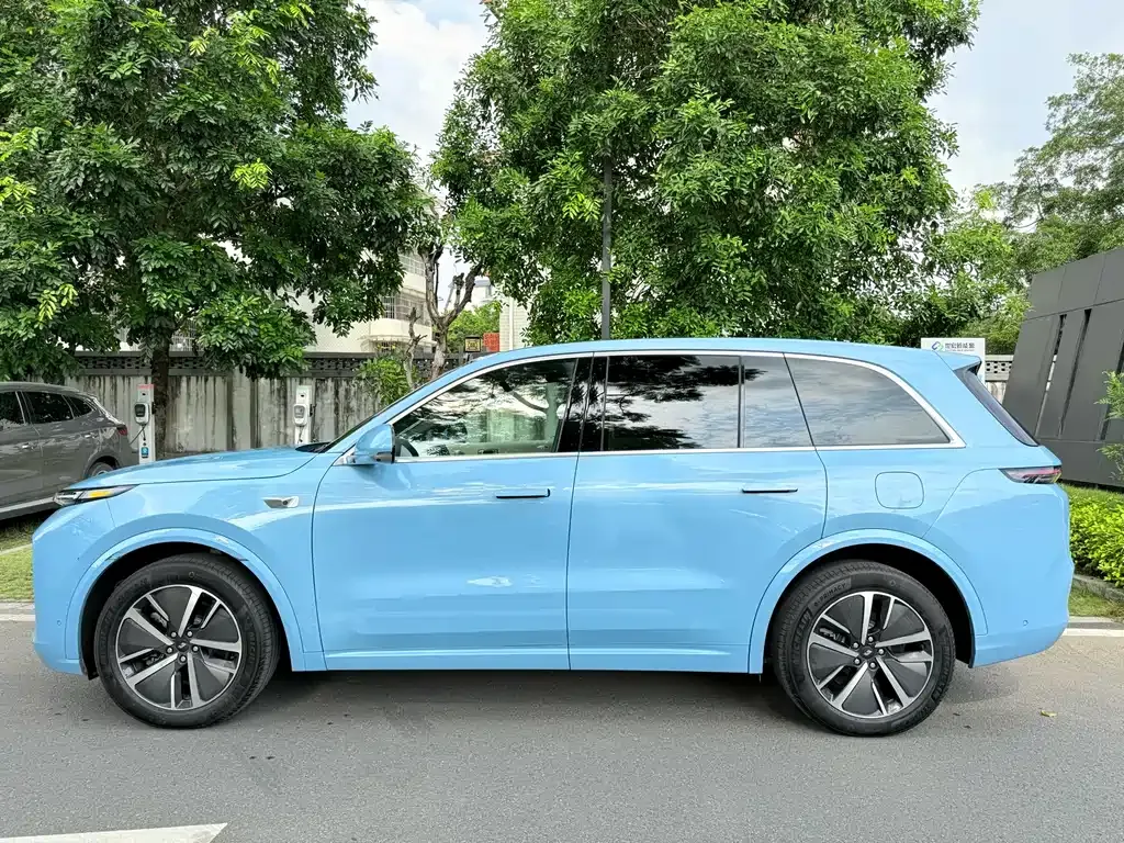 Li Auto L8 2024 из CN, фото 4