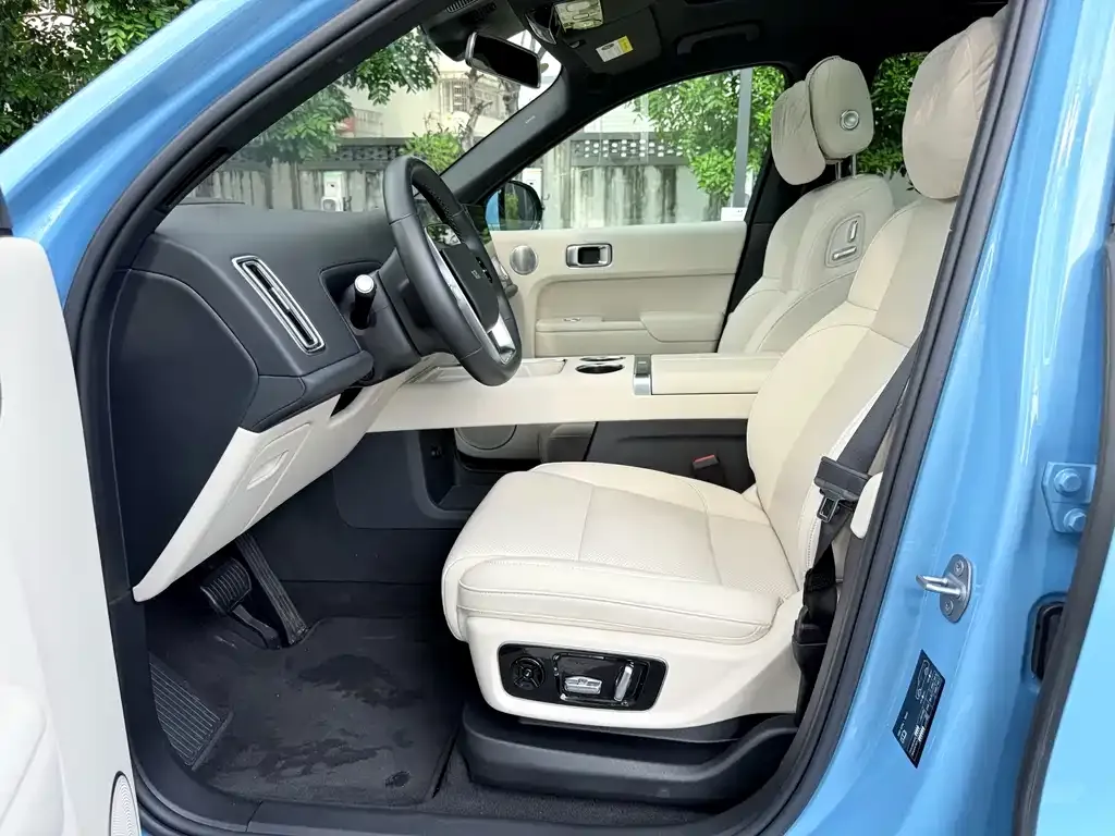 Li Auto L8 2024 из CN, фото 7