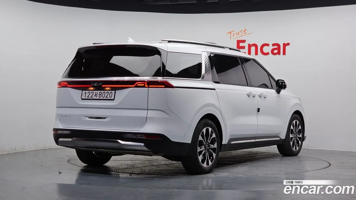 Kia Carnival 2023 из KR, фото 2