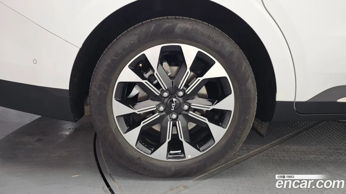 Kia Carnival 2023 из KR, фото 5
