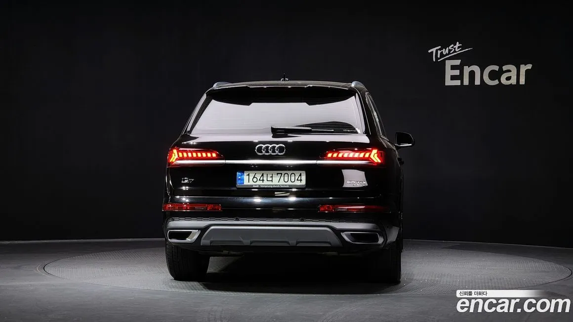 Audi Q7 2022 из KR, фото 4