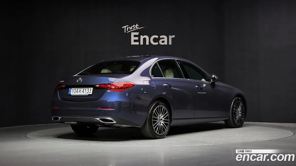 Mercedes-Benz C-Class 2025 из KR, фото 2