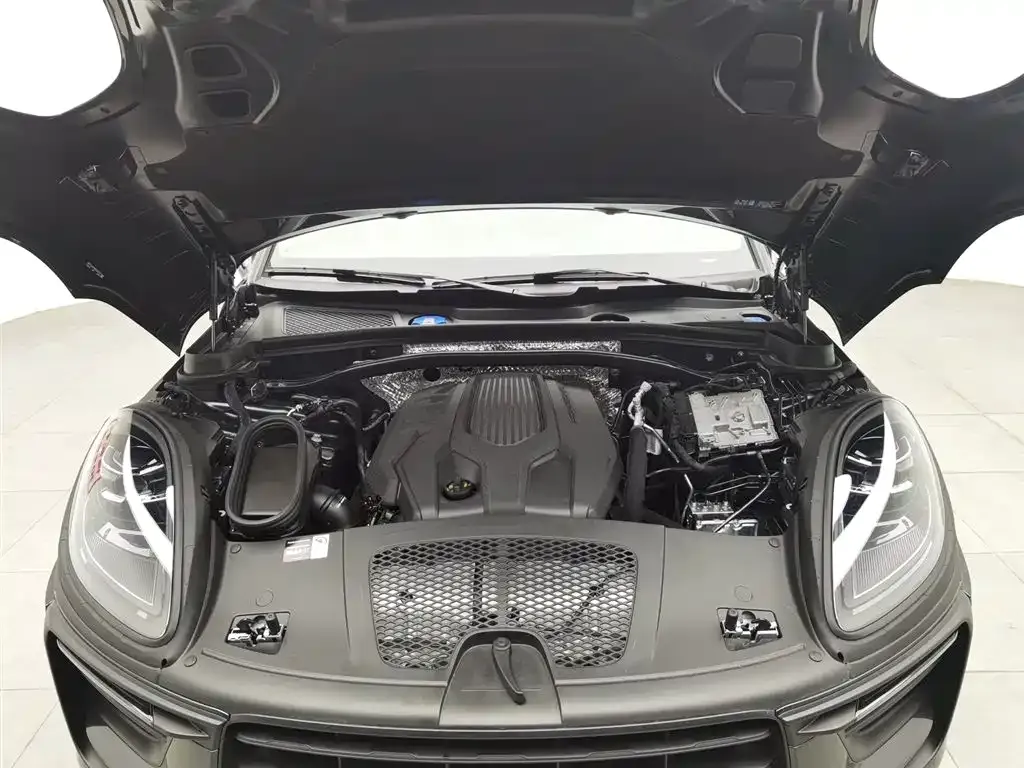 Porsche Macan 2025 из CN, фото 6