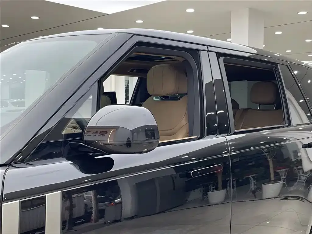 Land Rover Range Rover 2024 из CN, фото 8