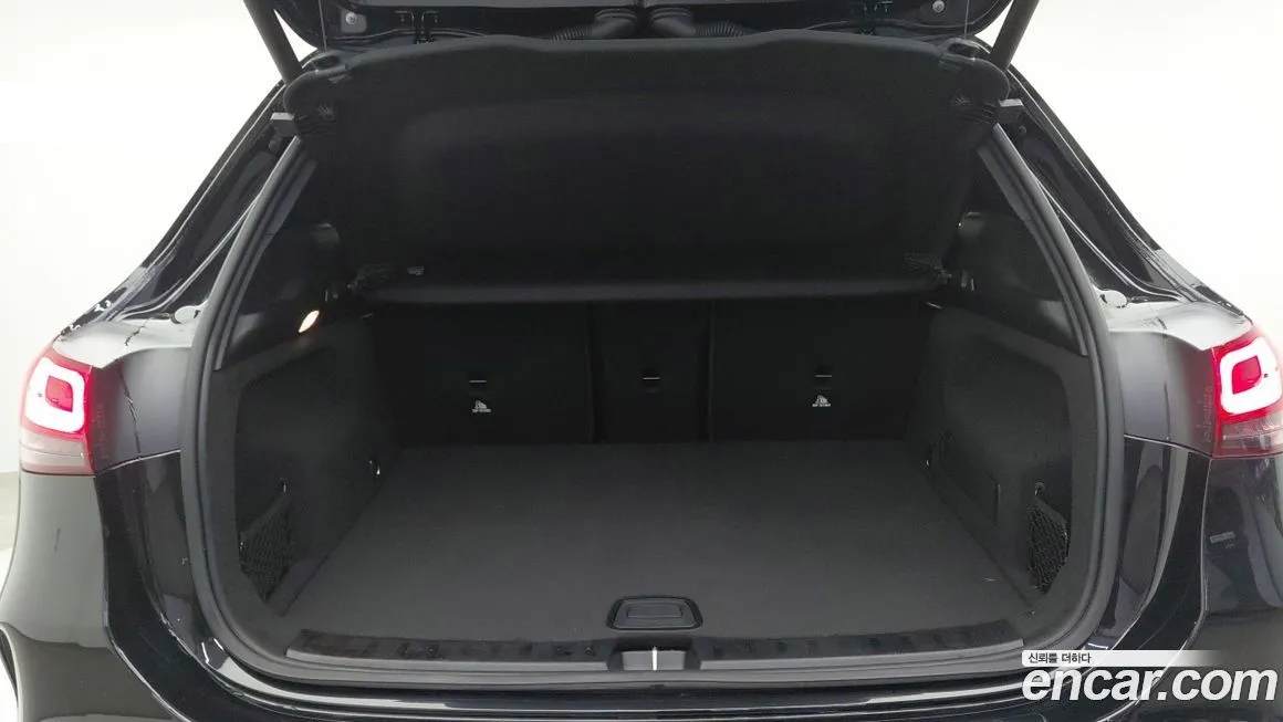 Mercedes-Benz EQA — фото 10