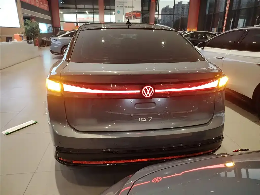 Volkswagen ID.7 VIZZION 2024 из CN, фото 6