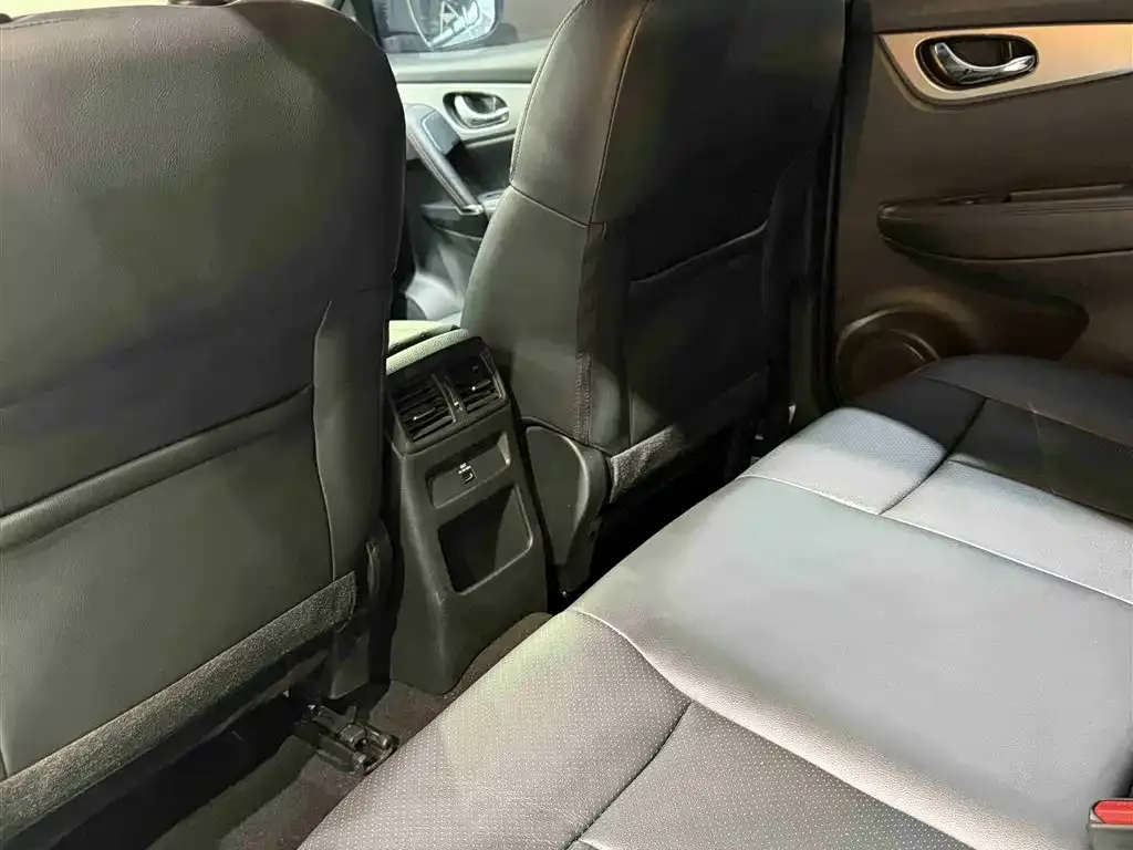 Nissan Qashqai 2022 из CN, фото 10