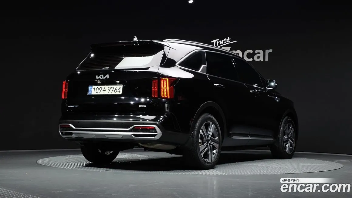 Kia Sorento — фото 2