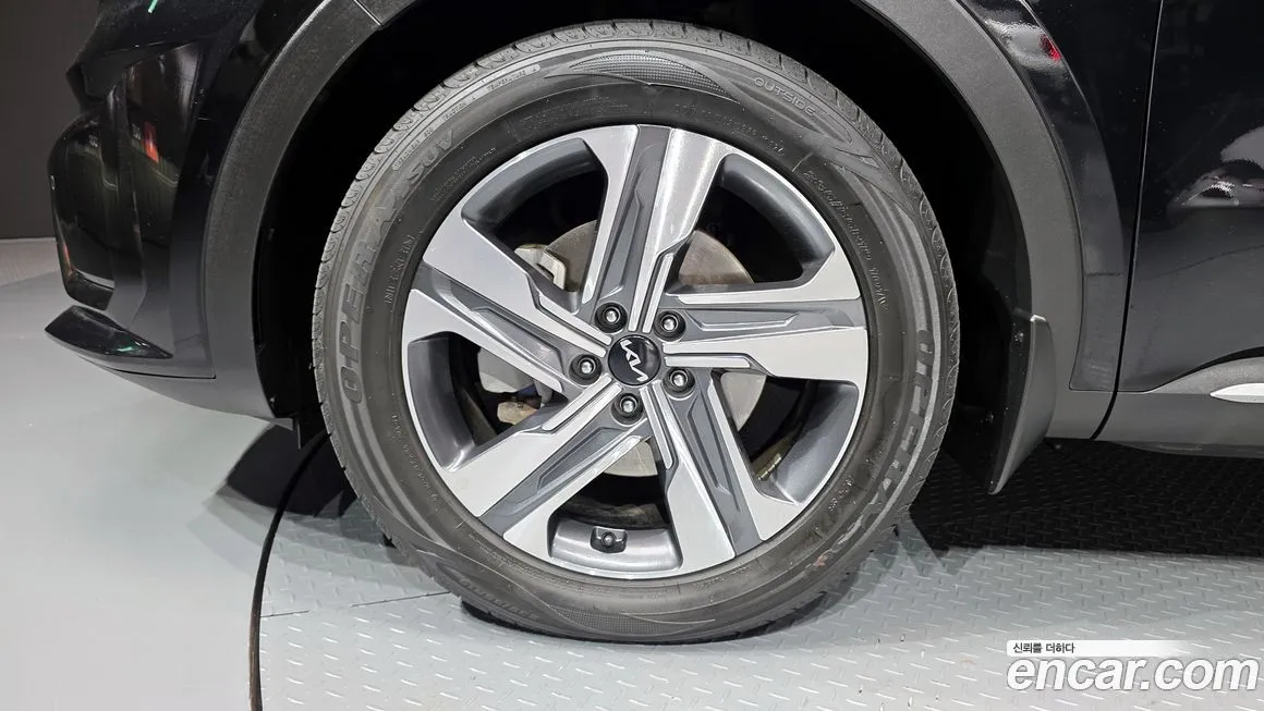 Kia Sorento — фото 5