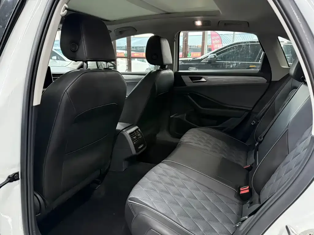 Volkswagen Sagitar 2022 из CN, фото 6