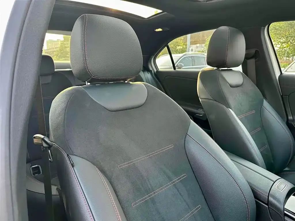 Mercedes-Benz A-Class 2024 из CN, фото 4