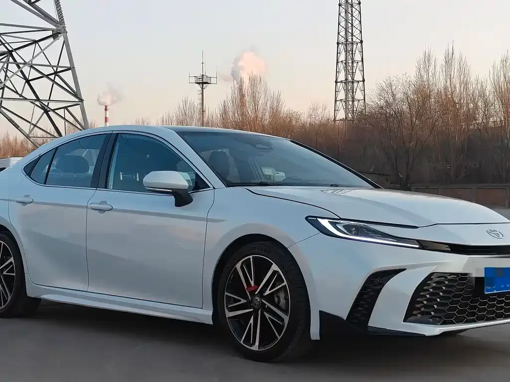 Toyota Camry 2025 из CN, фото 3