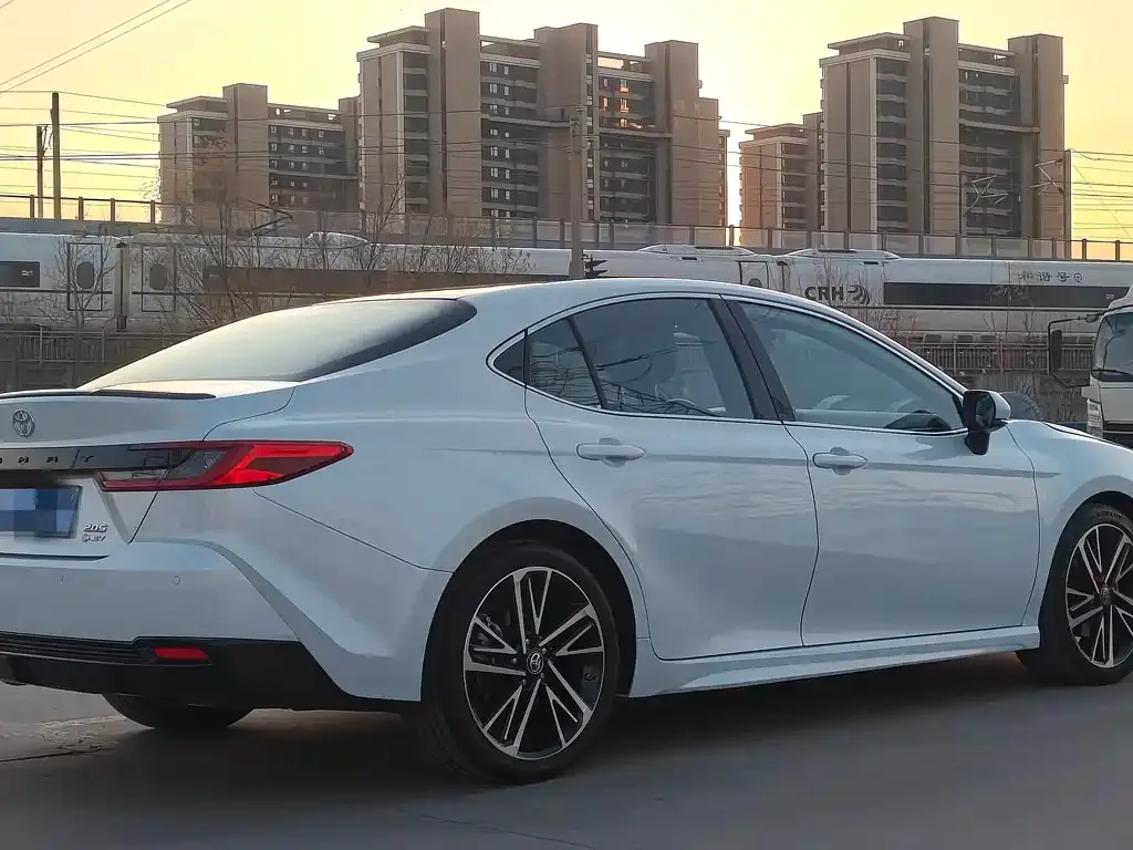 Toyota Camry 2025 из CN, фото 7