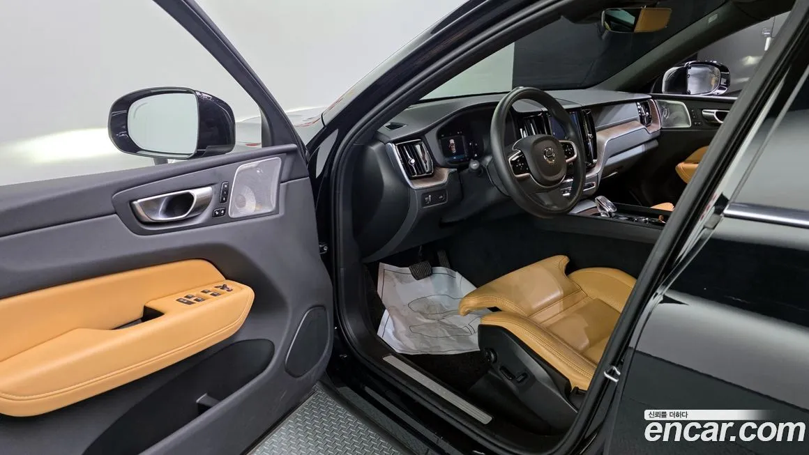 Volvo XC60 2022 из KR, фото 10