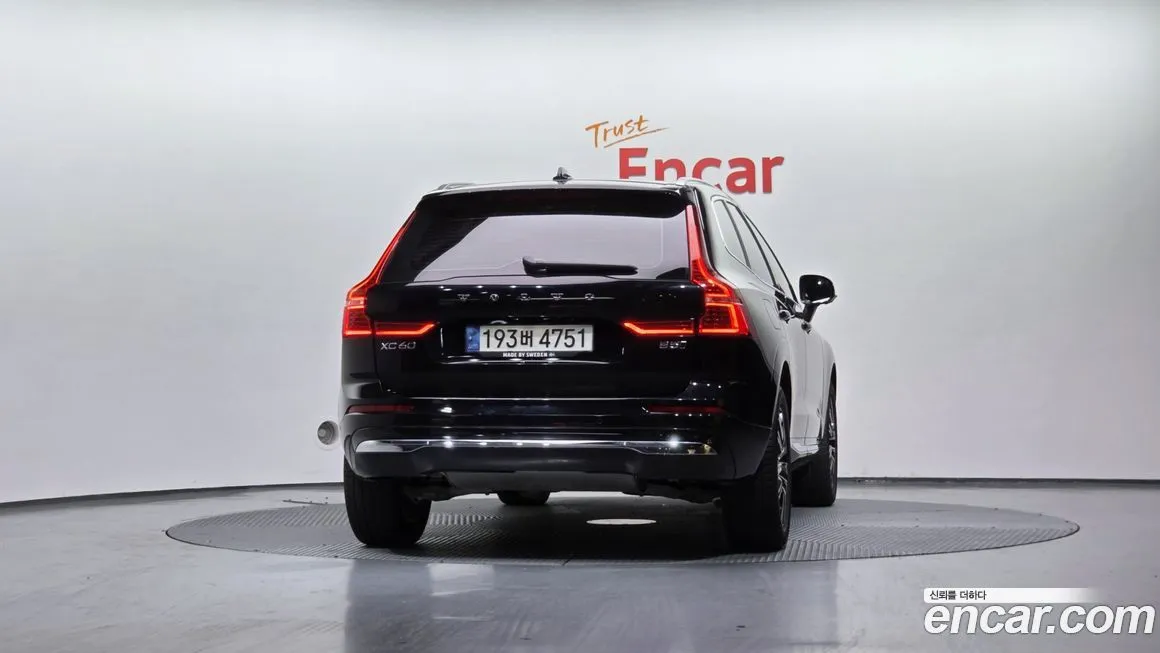 Volvo XC60 2022 из KR, фото 4
