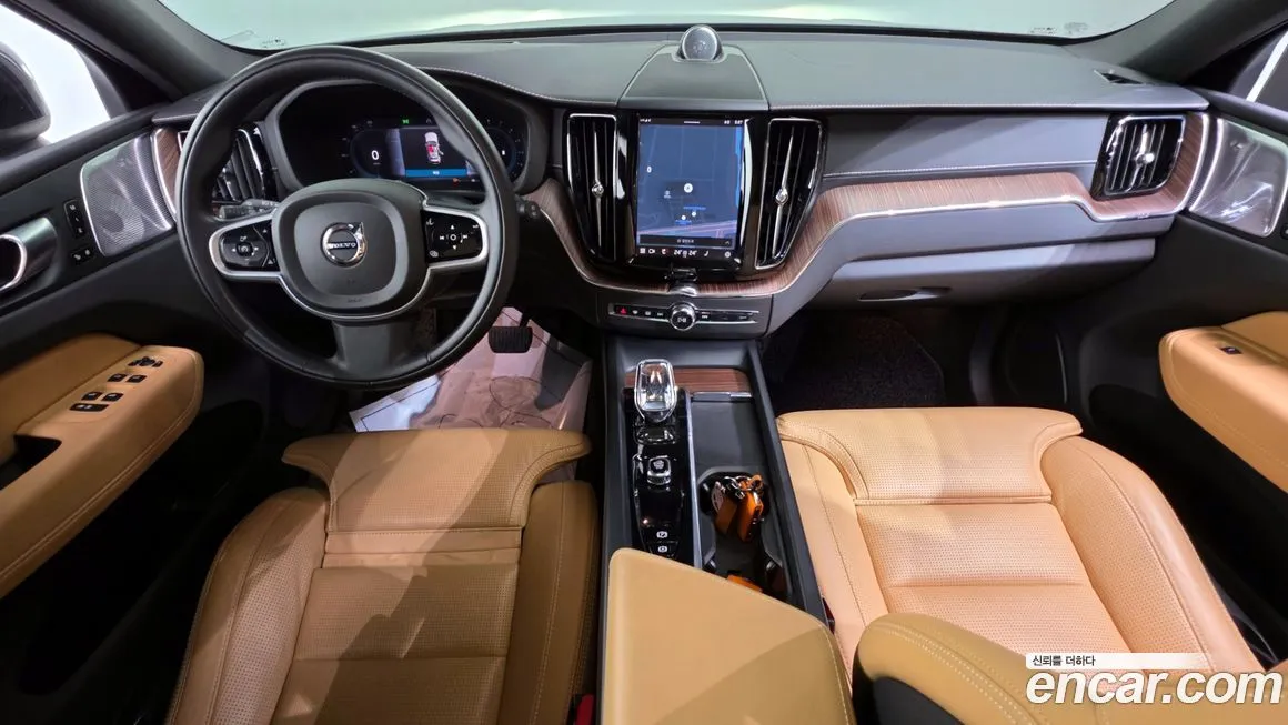 Volvo XC60 2022 из KR, фото 7