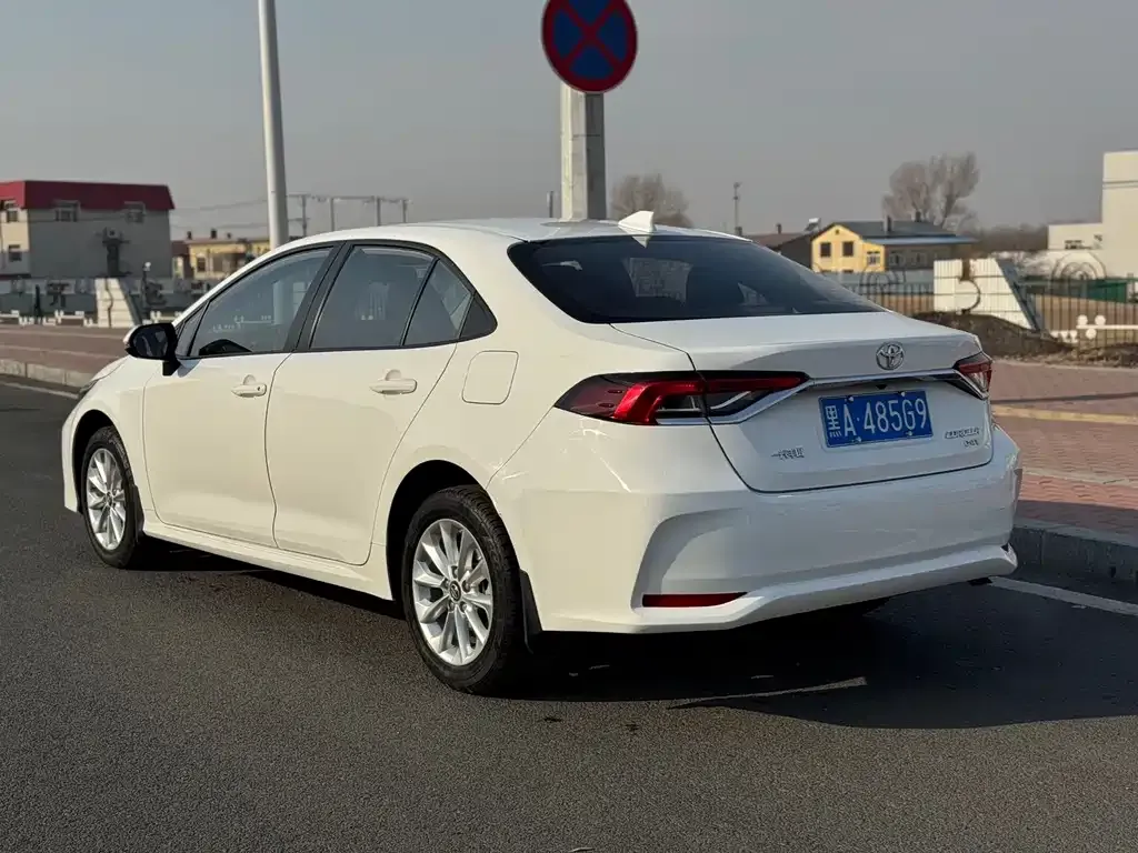Toyota Corolla 2021 из CN, фото 10