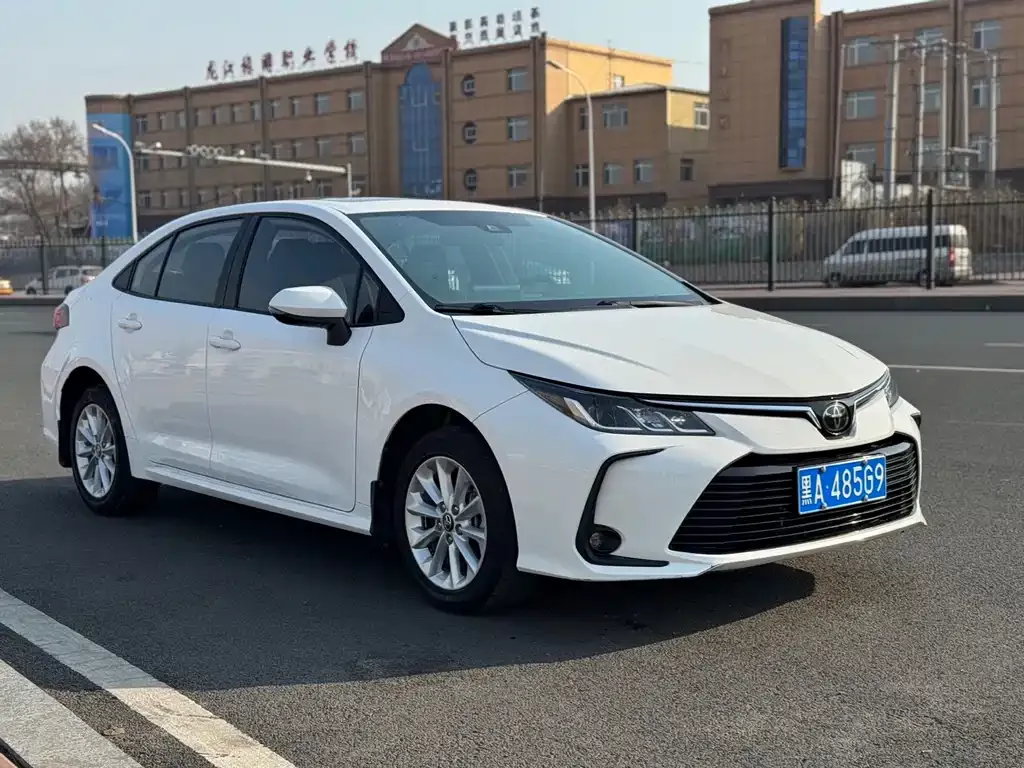 Toyota Corolla 2021 из CN, фото 3