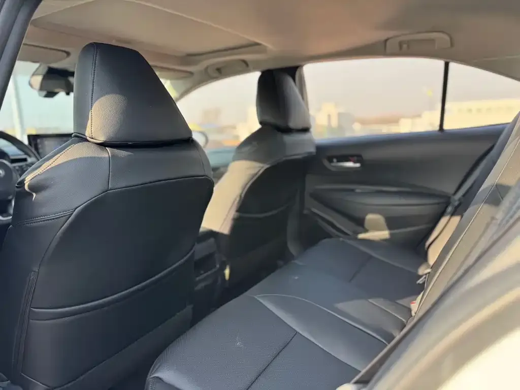 Toyota Corolla 2021 из CN, фото 7