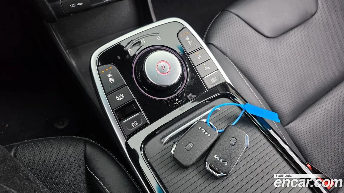 Kia Niro — фото 9