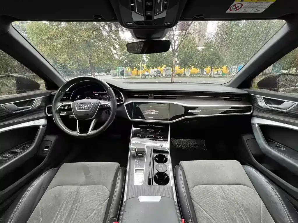 Audi A6L 2024 из CN, фото 6