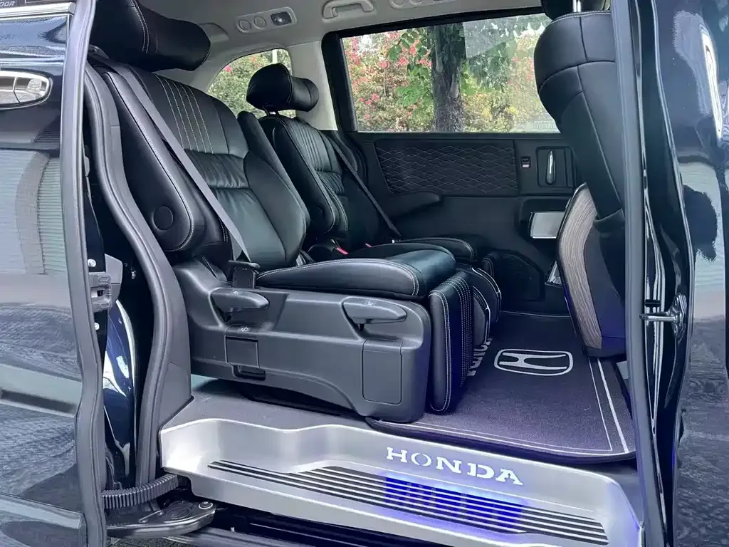 Honda Odyssey 2024 из CN, фото 10