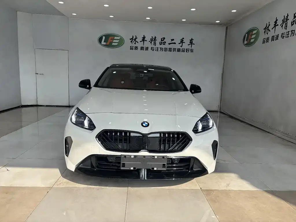 BMW 2 Series 2025 из CN, фото 3