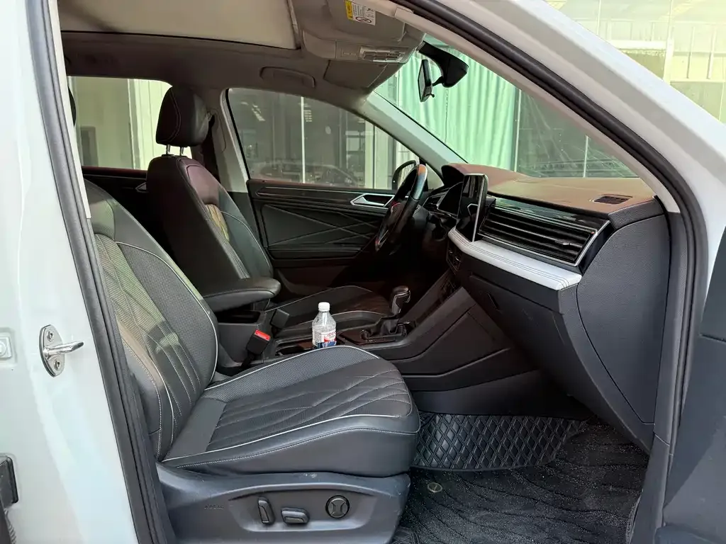 Volkswagen Tiguan L 2024 из CN, фото 8