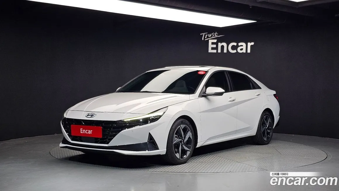 Hyundai AVANTE 2023 из KR, фото 1