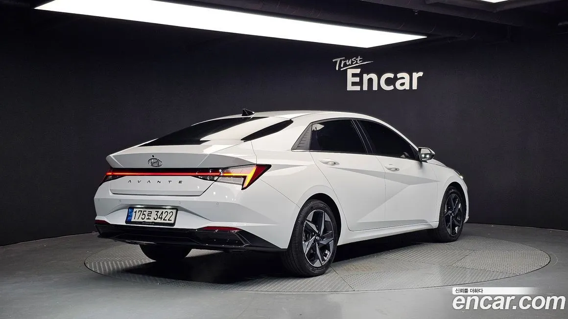 Hyundai AVANTE 2023 из KR, фото 2