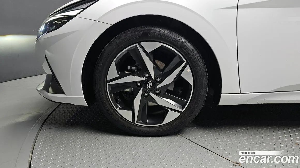 Hyundai AVANTE 2023 из KR, фото 5