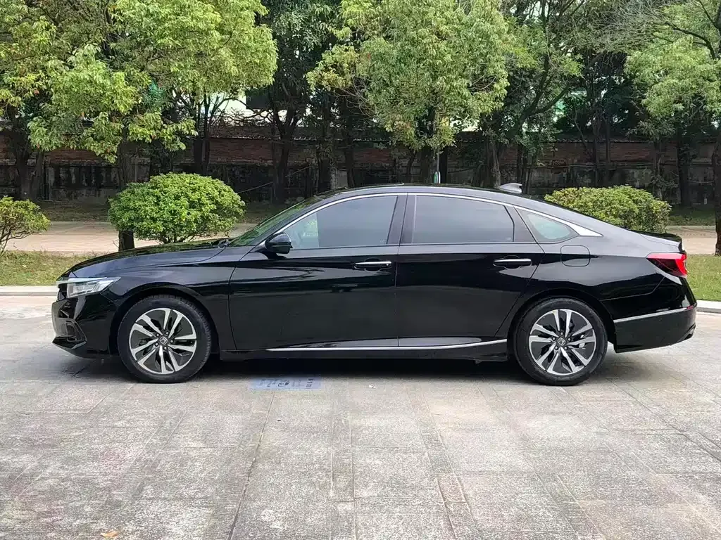 Honda Accord 2023 из CN, фото 8