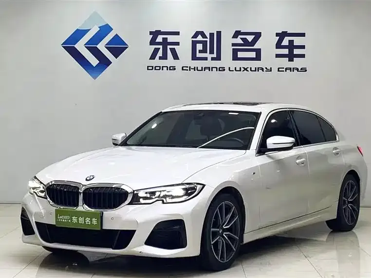 BMW 3 Series 2022 из CN, фото 1
