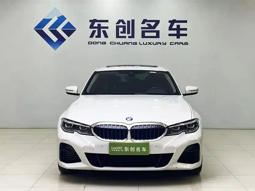 BMW 3 Series 2022 из CN, фото 2